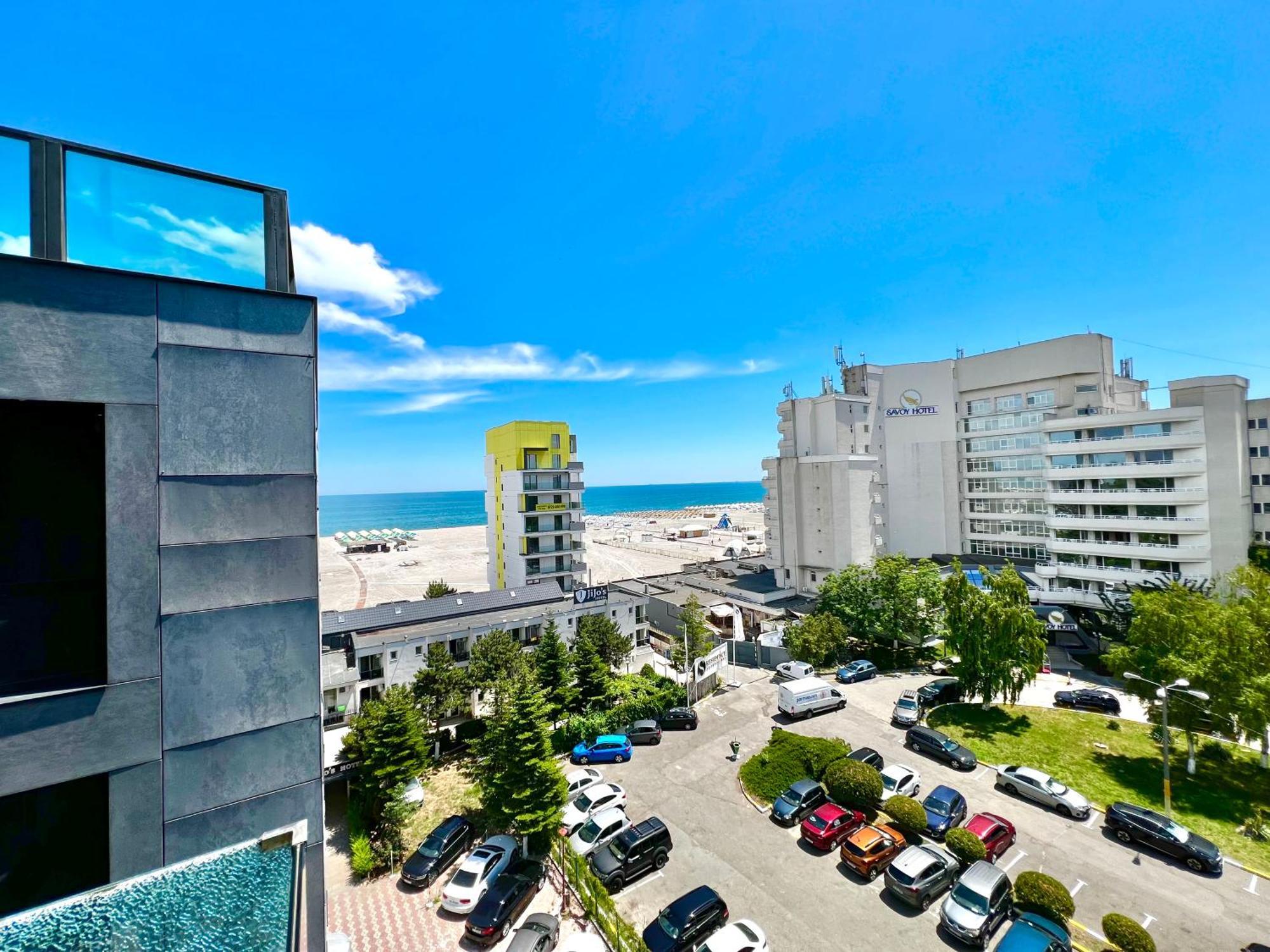 Blue Bike Seaview Apartment Mamaia Exteriér fotografie