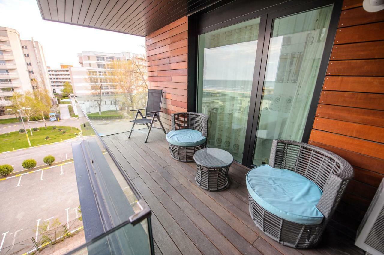 Blue Bike Seaview Apartment Mamaia Exteriér fotografie
